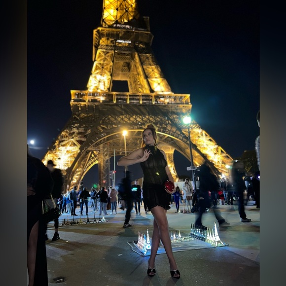 BLACK RUFFLE DRESS 🖤 - Picture 3 of 4